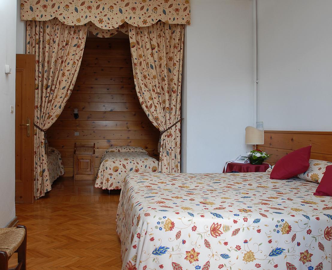 Hotel Albergo Dolomiti San Vito di Cadore Luaran gambar